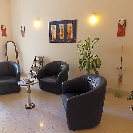 Roma Hotel
