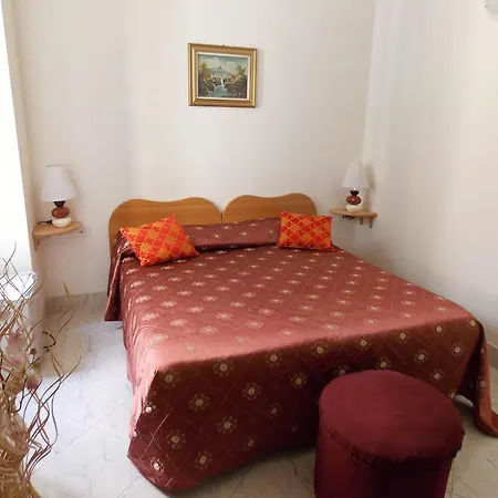 Szálloda Roma 3*